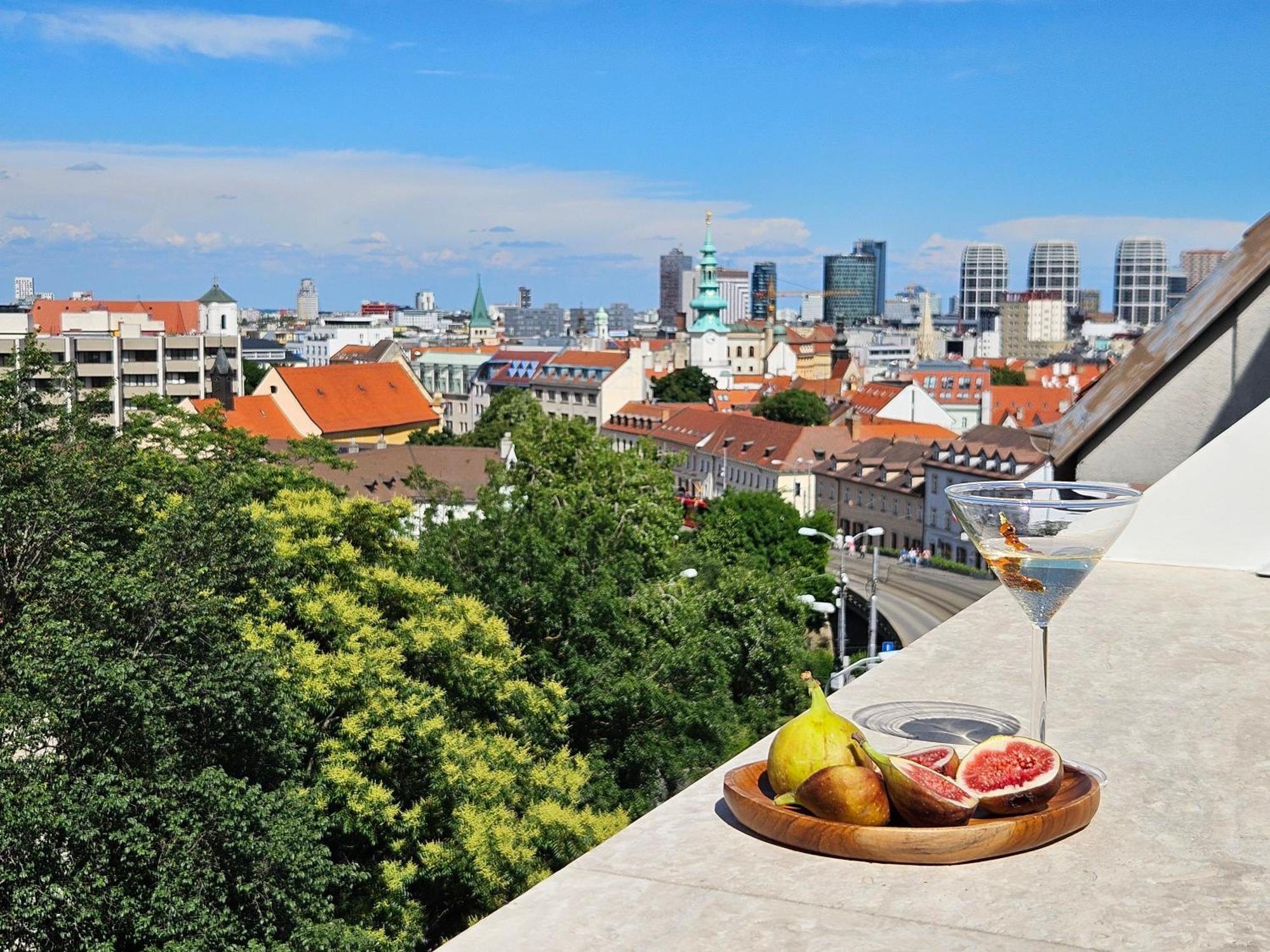 New Design Top-Class Suite Next To The Castle-Free Parking-Terrace Bratysława Zewnętrze zdjęcie